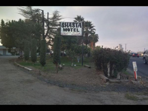 Room in Lodge - Shasta Motel in Turlock, Ca